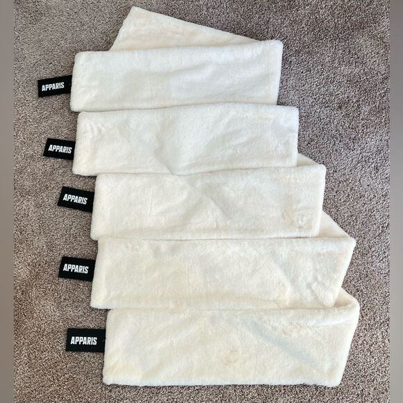 Bundle of 5 APPARIS $92 Bambi Scarves - Picture 1 of 10